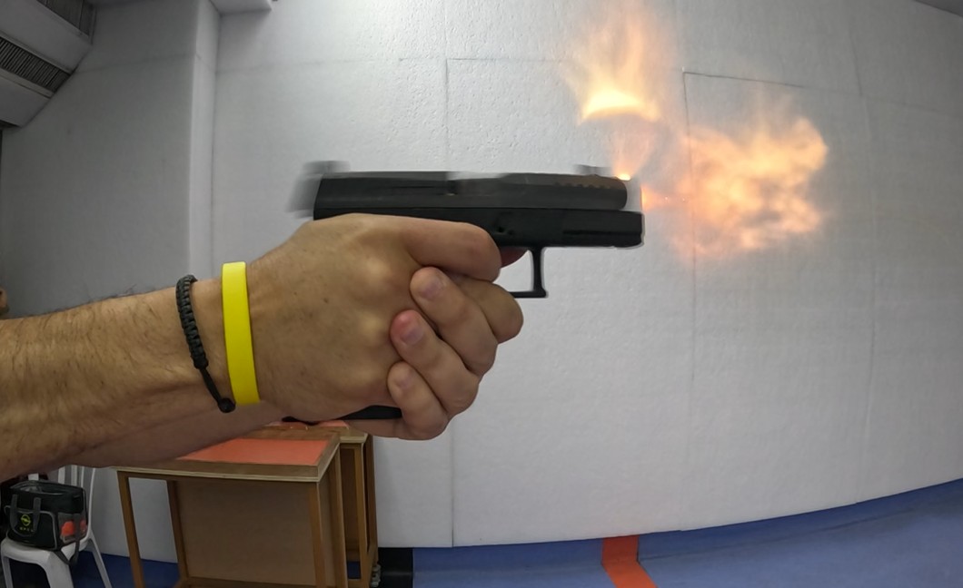 מבחן CZ P10C PORTED