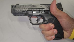 סמית' אנד ווסון Compact Carry Comp