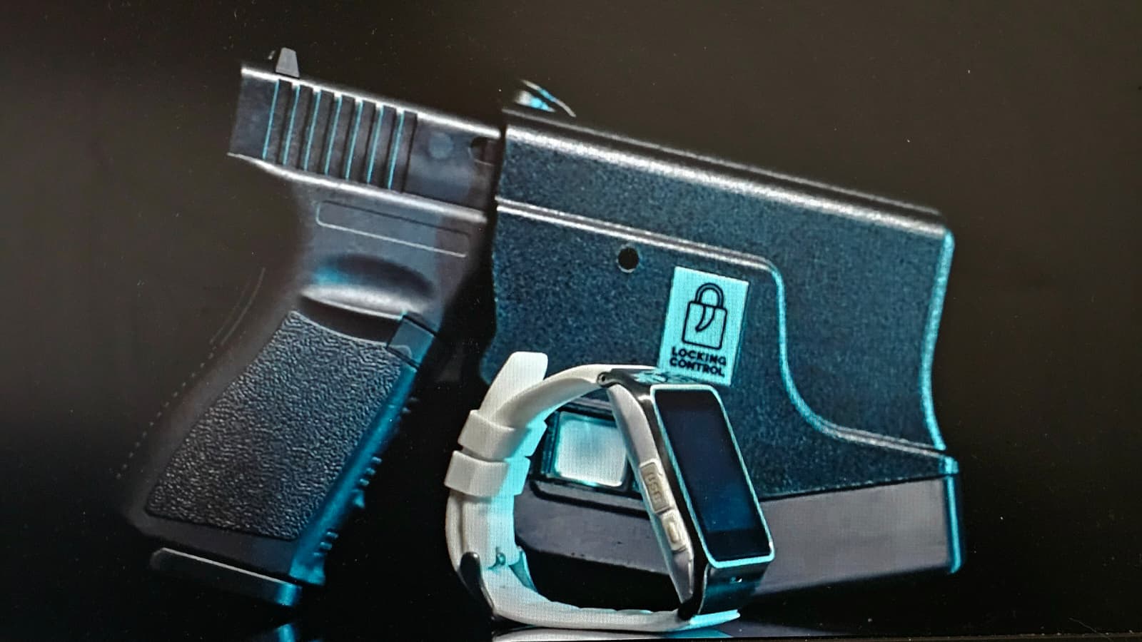 נרתיק חגם נעילה לאקדח LOCKING CONTROL