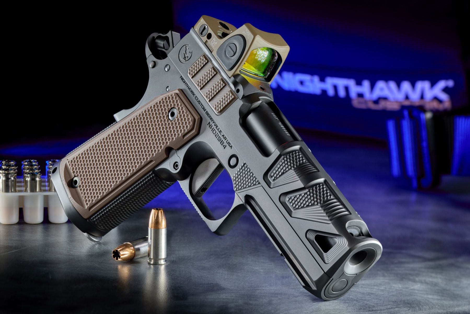 נייטהוק קאסטומס אלפא הוק