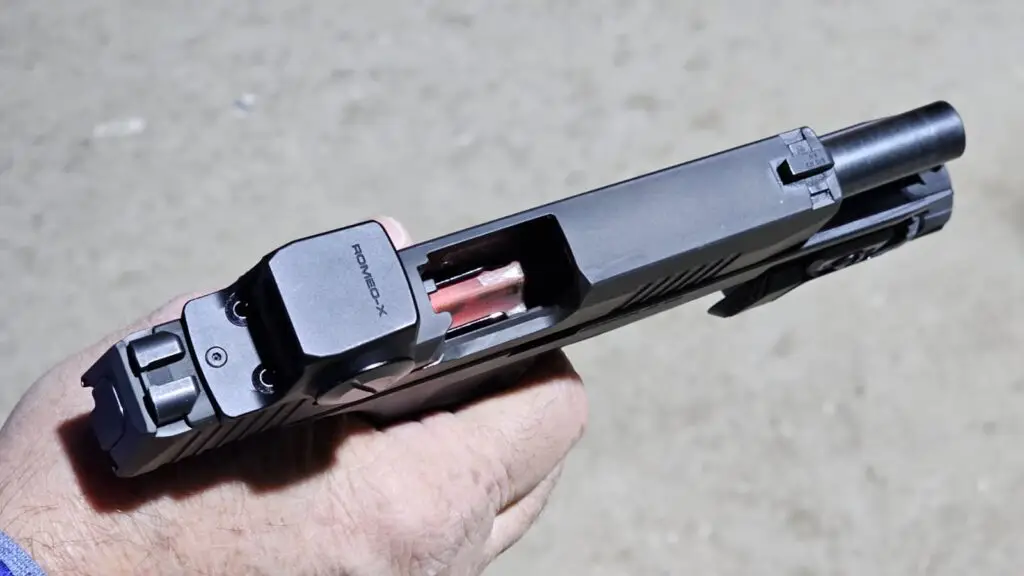 מעצורים באקדח