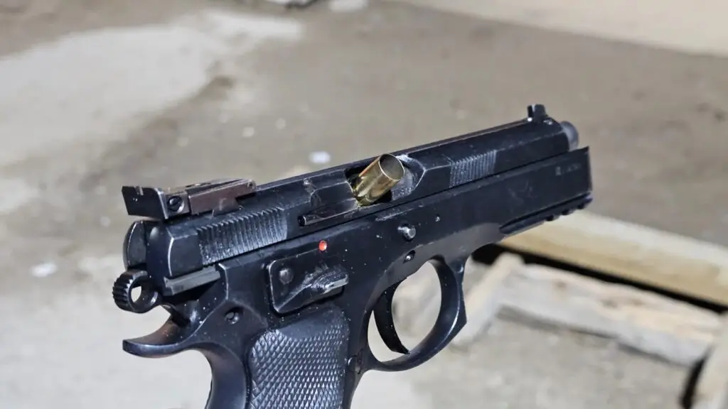 מעצורים באקדח