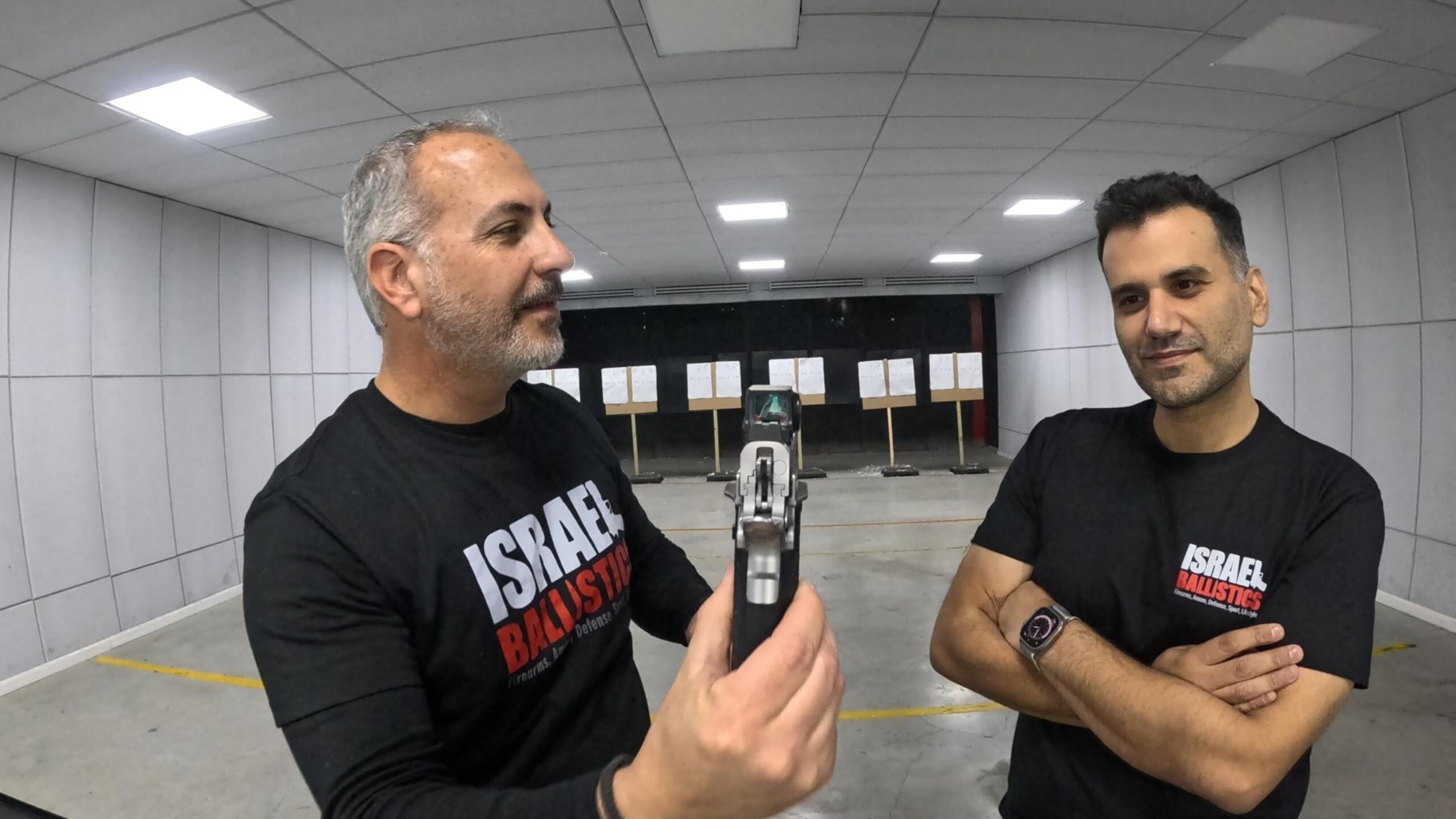 מבחן: כוונות ברזל, כוונת השלכה או ציין לייזר