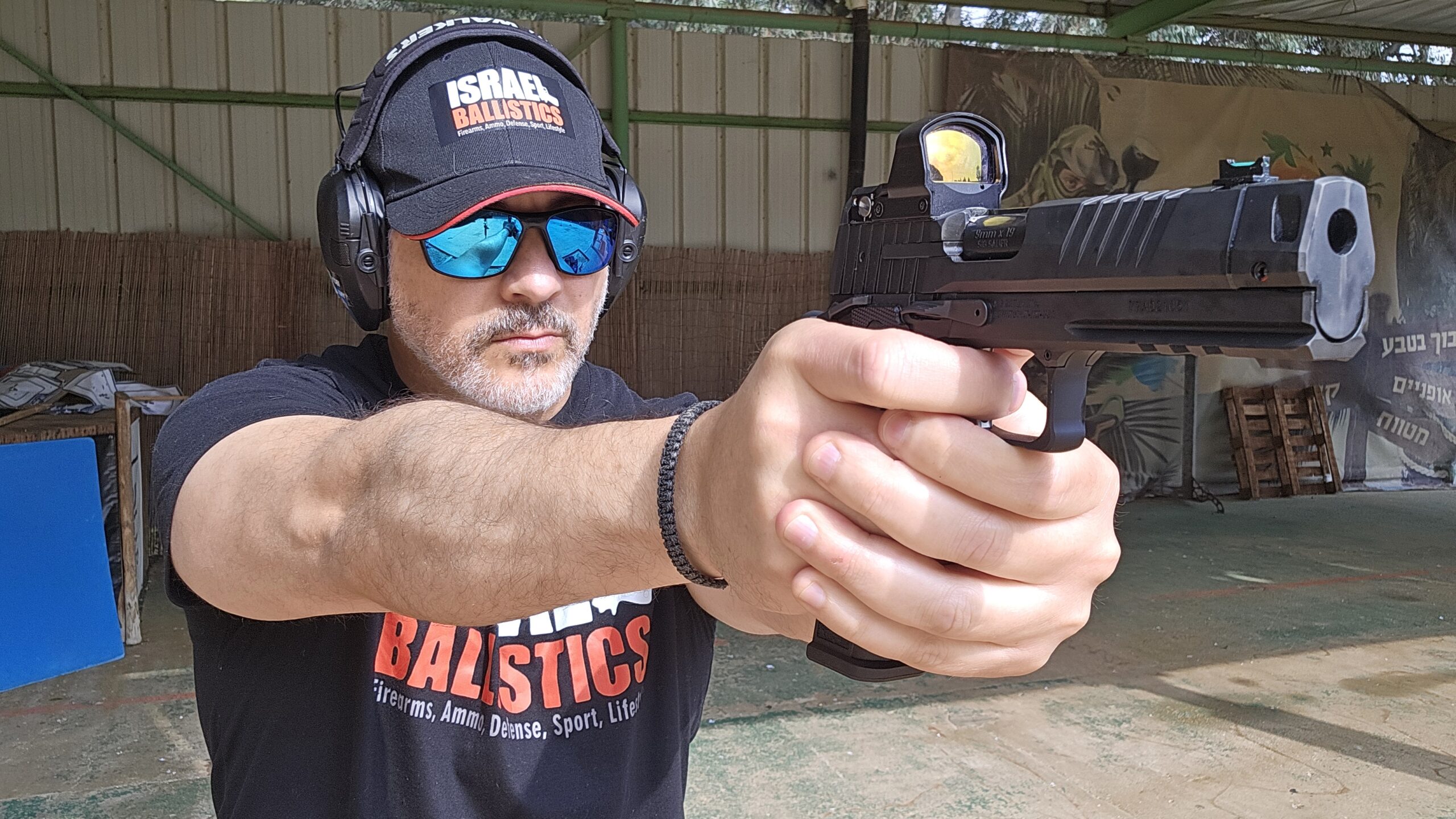 מבחן השוואתי סיג סאואר P211 GTO מול בול ארמורי TAC COMP