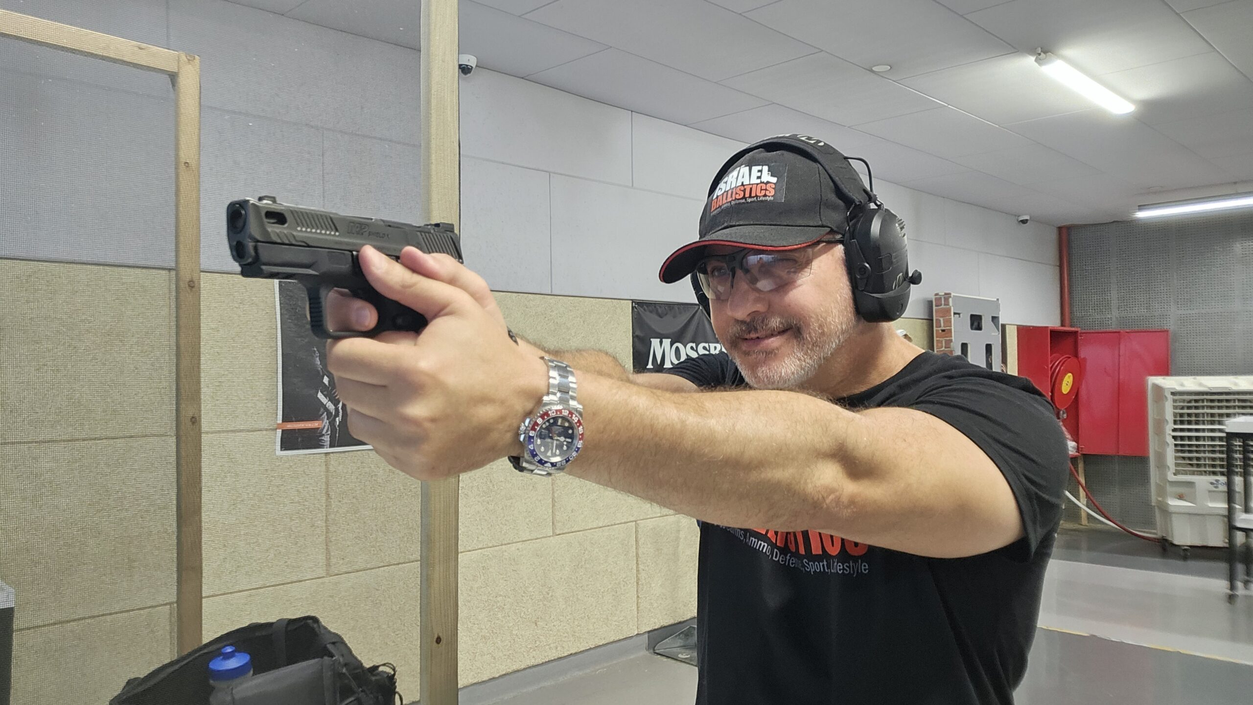 מבחן הסמית' אנד ווסון פרפורמנס סנטר M&P שילד X CARRY COMP