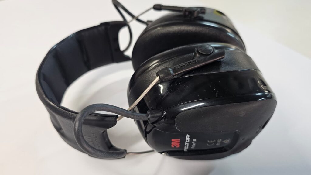 אוזניות 3M PELTOR PRO TAC 3
